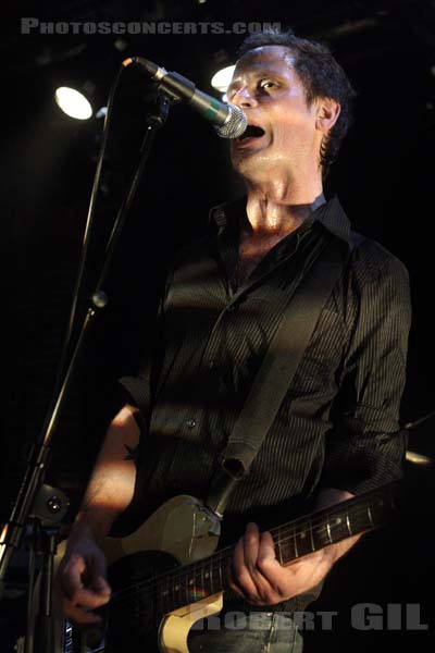GIRLS AGAINST BOYS - 2007-02-21 - PARIS - La Maroquinerie - Scott McCloud